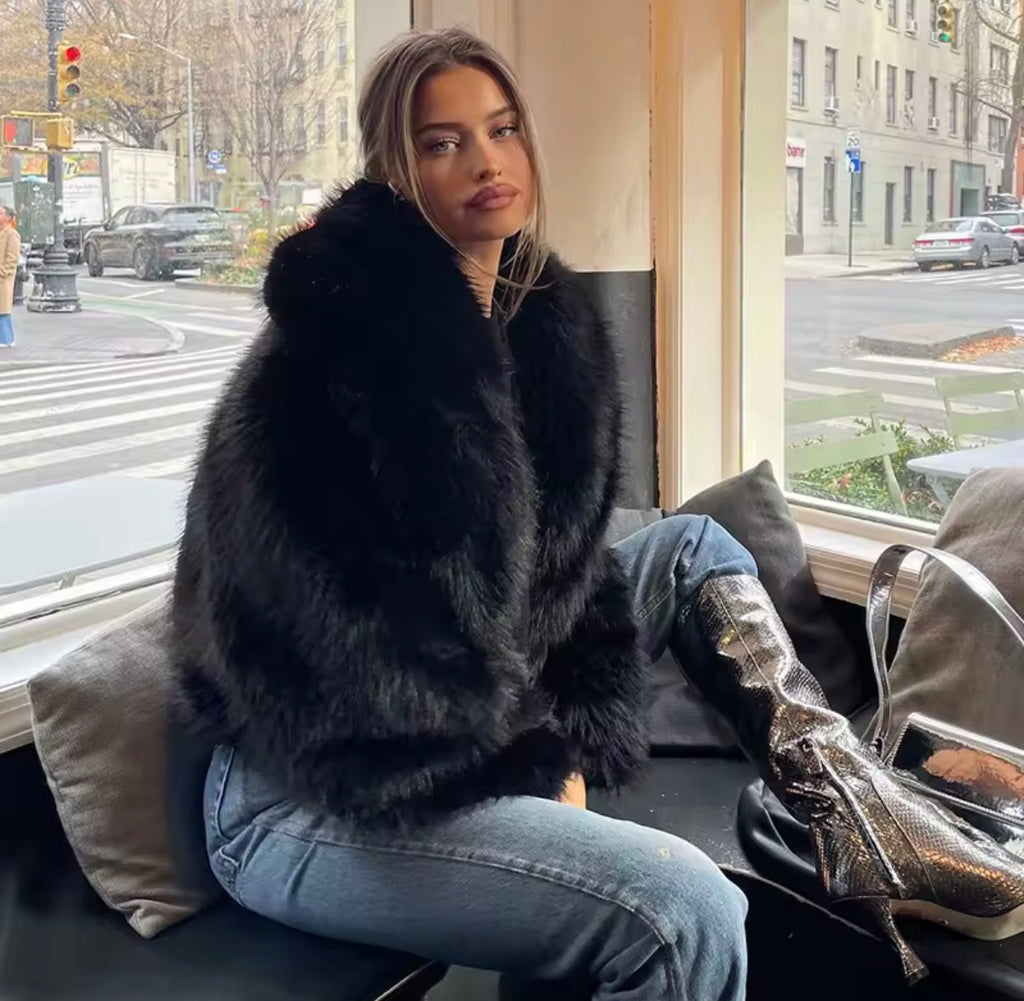 Women’s Faux Fur Coat with Collar