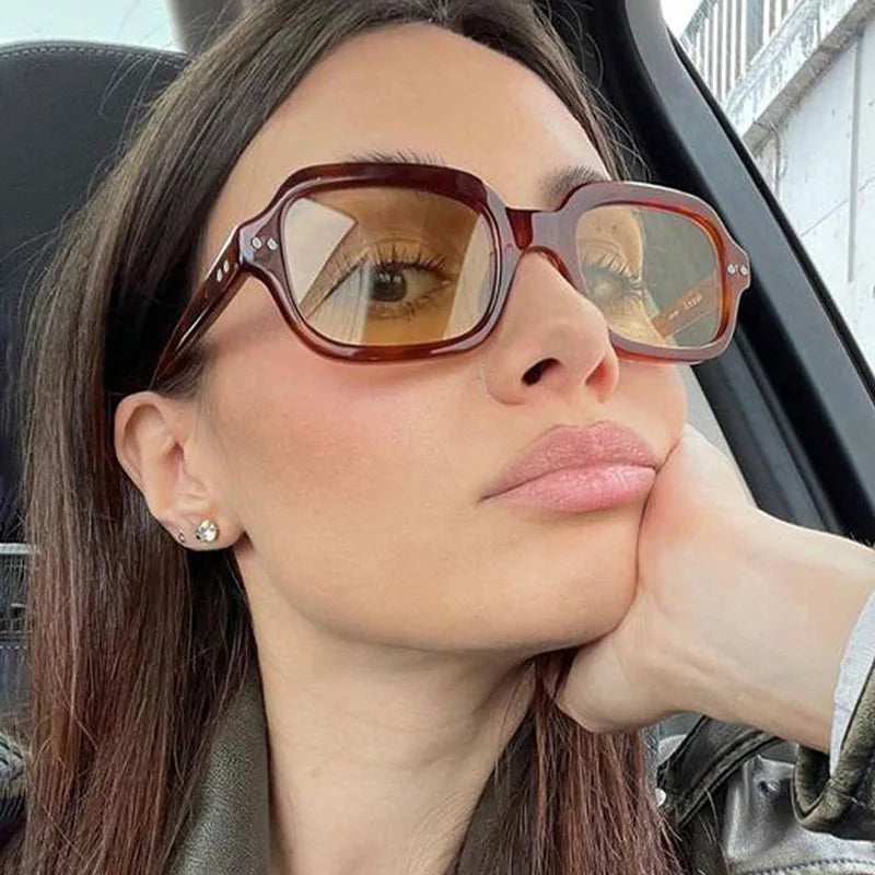 SO&EI Ins Beliebte Mode Gelee Farbe Quadrat Damen Sonnenbrille Vintage Punk Nieten Herren Shades UV400 Gelb Blau Sonnenbrillen